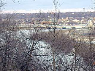 looking down river from Lookout Drive 4/16/01